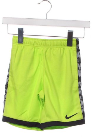 Dziecięce szorty Nike, Rozmiar 5-6y/ 116-122 cm, Kolor Zielony, Cena 183,92 zł