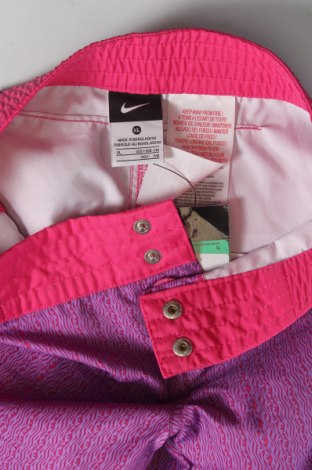 Детски къс панталон Nike, Размер 6-7y/ 122-128 см, Цвят Многоцветен, Цена 29,40 лв.