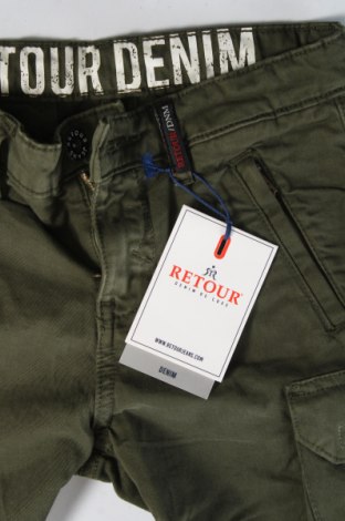 Pantaloni scurți pentru copii Retour Jeans, Mărime 9-10y/ 140-146 cm, Culoare Verde, Preț 60,39 Lei