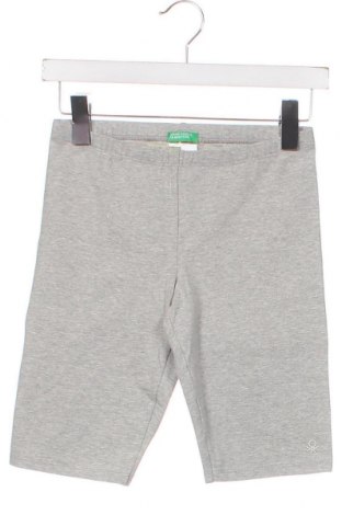 Pantaloni scurți pentru copii United Colors Of Benetton, Mărime 15-18y/ 170-176 cm, Culoare Gri, Preț 73,82 Lei
