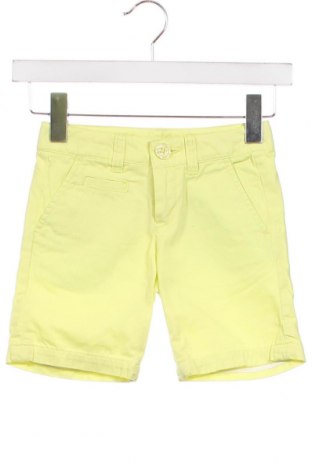Παιδικό κοντό παντελόνι United Colors Of Benetton, Μέγεθος 4-5y/ 110-116 εκ., Χρώμα Κίτρινο, Τιμή 11,25 €