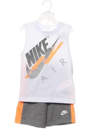 Παιδικό σύνολο Nike, Μέγεθος 5-6y/ 116-122 εκ., Χρώμα Πολύχρωμο, Τιμή 24,43 €