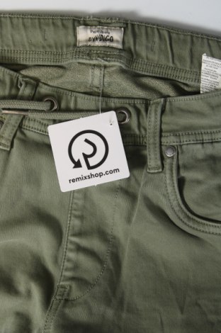 Detské nohavice  Pepe Jeans, Veľkosť 15-18y/ 170-176 cm, Farba Čierna, Cena  43,81 €