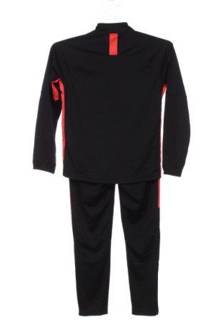 Детски спортен екип Nike, Размер 8-9y/ 134-140 см, Цвят Черен, Цена 69,00 лв.