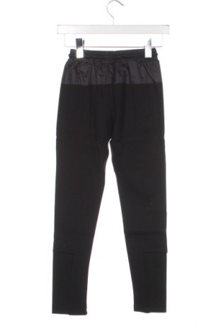 Детско спортно долнище DKNY, Размер 9-10y/ 140-146 см, Цвят Черен, Цена 98,77 лв.
