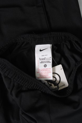 Детско спортно долнище Nike, Размер 9-10y/ 140-146 см, Цвят Черен, Цена 45,00 лв.