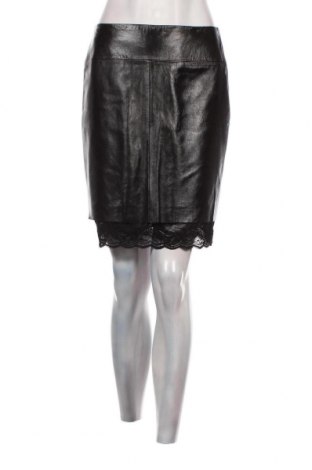 Kožená sukně  Hugo Boss, Velikost S, Barva Černá, Cena  1 917,00 Kč