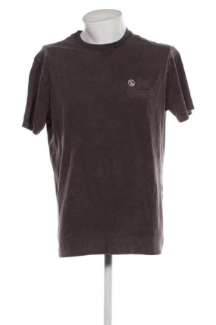 Ανδρικό t-shirt Guess, Μέγεθος L, Χρώμα Γκρί, Τιμή 38,50 €