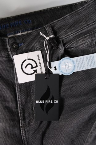 Pánske džínsy  Blue Fire Co, Veľkosť M, Farba Sivá, Cena  14,23 €
