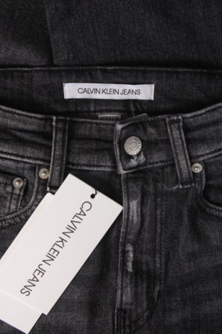 Męskie jeansy Calvin Klein, Rozmiar S, Kolor Szary, Cena 261,32 zł