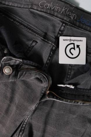 Ανδρικό τζίν Calvin Klein Jeans, Μέγεθος M, Χρώμα Γκρί, Τιμή 51,75 €