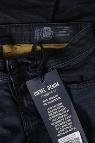 Męskie jeansy Diesel, Rozmiar S, Kolor Niebieski, Cena 666,42 zł