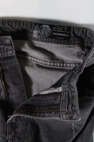 Herren Jeans Diesel, Größe L, Farbe Grau, Preis 145,80 €