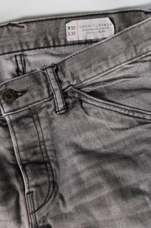 Męskie jeansy Esprit, Rozmiar M, Kolor Szary, Cena 70,82 zł