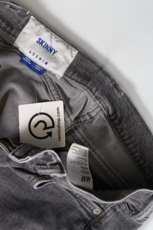 Мъжки дънки H&M, Размер S, Цвят Сив, Цена 15,84 лв.