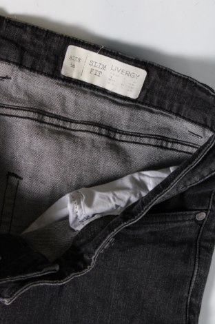 Męskie jeansy Livergy, Rozmiar XL, Kolor Czarny, Cena 92,76 zł