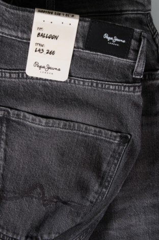 Blugi de bărbați Pepe Jeans, Mărime M, Culoare Gri, Preț 231,97 Lei