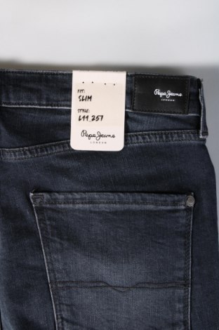 Blugi de bărbați Pepe Jeans, Mărime M, Culoare Albastru, Preț 288,55 Lei