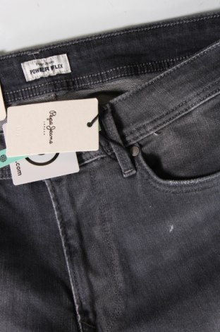 Pánske džínsy  Pepe Jeans, Veľkosť L, Farba Sivá, Cena  70,04 €