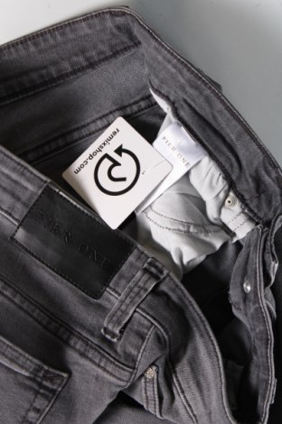 Herren Jeans Pier One, Größe M, Farbe Grau, Preis 10,90 €