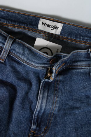 Мъжки дънки Wrangler, Размер XL, Цвят Син, Цена 75,00 лв.