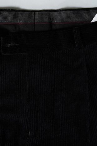 Pantaloni raiați de bărbați, Mărime XL, Culoare Negru, Preț 51,51 Lei