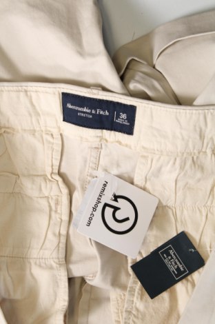 Мъжки къс панталон Abercrombie & Fitch, Размер L, Цвят Бежов, Цена 75,33 лв.