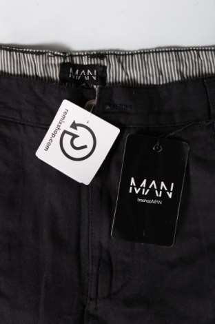 Мъжки къс панталон Boohoo, Размер XL, Цвят Черен, Цена 22,80 лв.