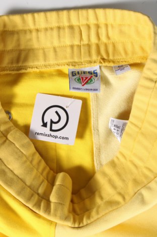 Ανδρικό κοντό παντελόνι GUESS x J Balvin, Μέγεθος S, Χρώμα Κίτρινο, Τιμή 37,73 €
