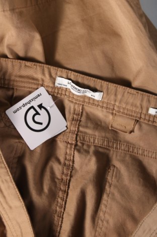 Pantaloni scurți de bărbați LC Waikiki, Mărime L, Culoare Bej, Preț 38,27 Lei