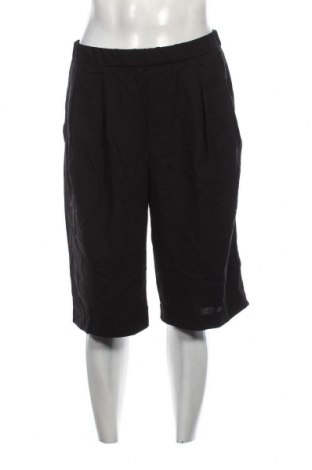 Pantaloni scurți de bărbați McQ Alexander McQueen, Mărime L, Culoare Negru, Preț 245,00 Lei