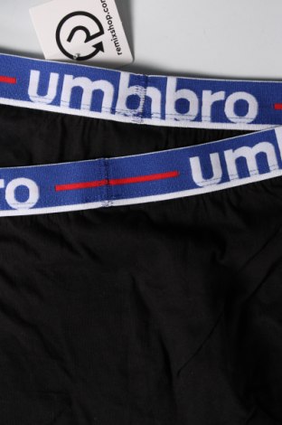 Мъжки комплект Umbro, Размер S, Цвят Черен, Цена 14,04 лв.