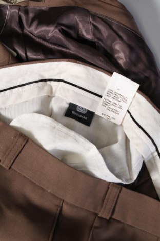 Ανδρικό κοστούμι, Μέγεθος M, Χρώμα Καφέ, Τιμή 27,90 €