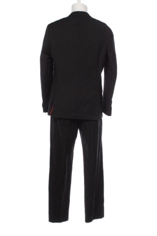 Мъжки костюм Hugo Boss, Размер M, Цвят Черен, Цена 650,87 лв.