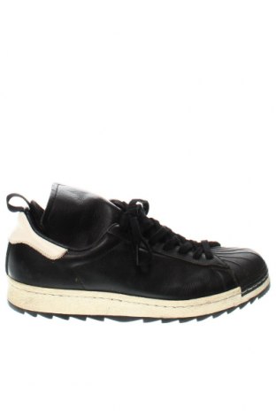 Мъжки обувки Adidas Originals, Размер 42, Цвят Черен, Цена 129,00 лв.