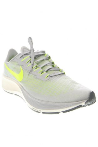 Мъжки обувки Nike, Размер 47, Цвят Сив, Цена 172,00 лв.