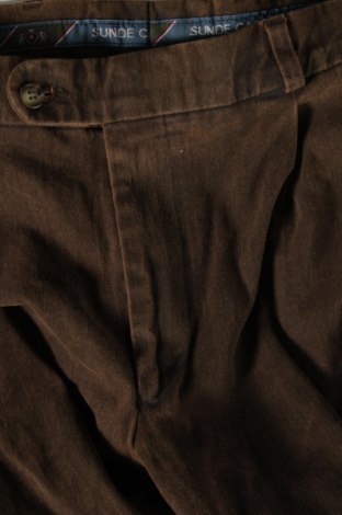 Pantaloni de bărbați, Mărime L, Culoare Maro, Preț 33,39 Lei