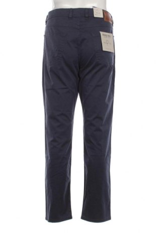 Pantaloni de bărbați Bugatti, Mărime L, Culoare Albastru, Preț 359,08 Lei