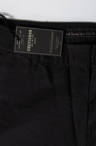 Pánske nohavice  Chevignon, Veľkosť XL, Farba Čierna, Cena  38,97 €