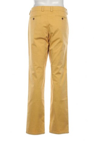 Pantaloni de bărbați Christian Berg, Mărime L, Culoare Galben, Preț 114,34 Lei