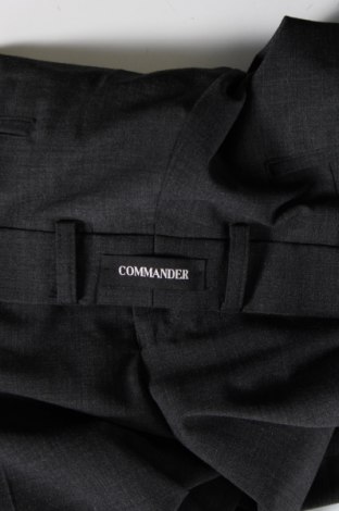 Мъжки панталон Commander, Размер L, Цвят Сив, Цена 12,76 лв.