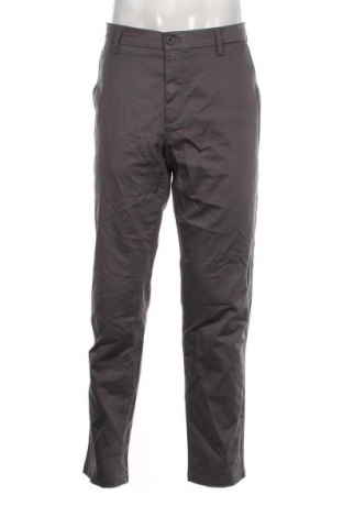 Мъжки панталон Dockers, Размер L, Цвят Сив, Цена 37,20 лв.