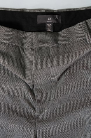Мъжки панталон H&M, Размер L, Цвят Многоцветен, Цена 9,86 лв.