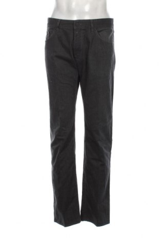 Pantaloni de bărbați Hugo Boss, Mărime L, Culoare Gri, Preț 374,05 Lei