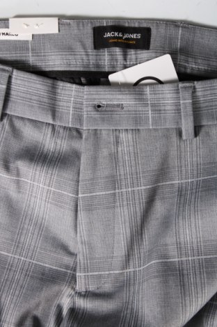 Pantaloni de bărbați Jack & Jones, Mărime L, Culoare Gri, Preț 134,87 Lei
