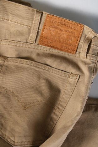 Мъжки панталон Levi's, Размер XXL, Цвят Бежов, Цена 62,00 лв.