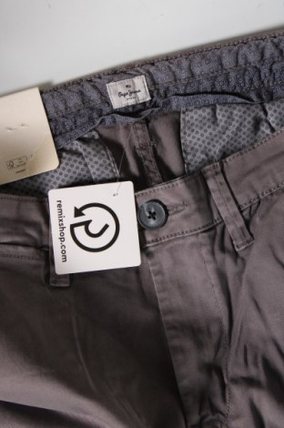 Мъжки панталон Pepe Jeans, Размер M, Цвят Сив, Цена 110,60 лв.