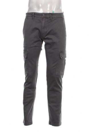 Мъжки панталон Pepe Jeans, Размер L, Цвят Сив, Цена 58,80 лв.