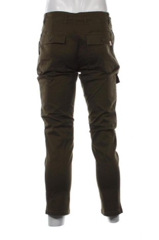 Мъжки панталон Revolution, Размер M, Цвят Зелен, Цена 37,20 лв.