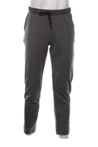 Pantaloni de bărbați Royal Class, Mărime M, Culoare Gri, Preț 42,93 Lei